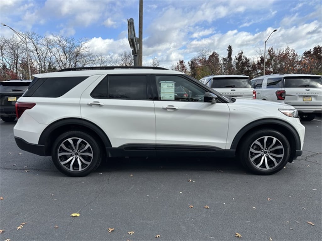 Certified 2022 Ford Explorer ST-Line SUV