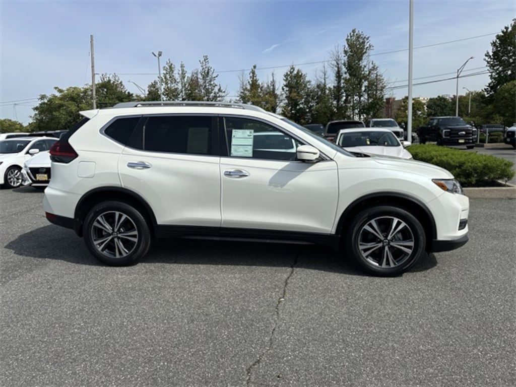 Certified 2019 Nissan Rogue SV SUV