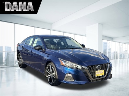 2022 Nissan Altima 2.5 SR Sedan