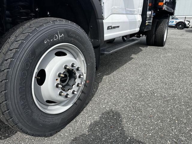 2024 Ford F-600 Super Duty Chassis Cab XL - Photo 12