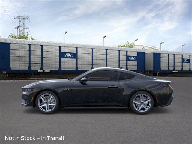 2025 Ford Mustang GT photo 3