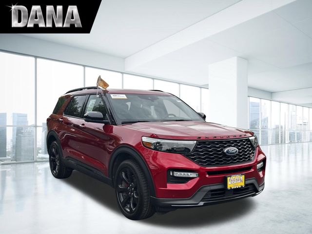 2023 Ford Explorer ST 4WD's photo