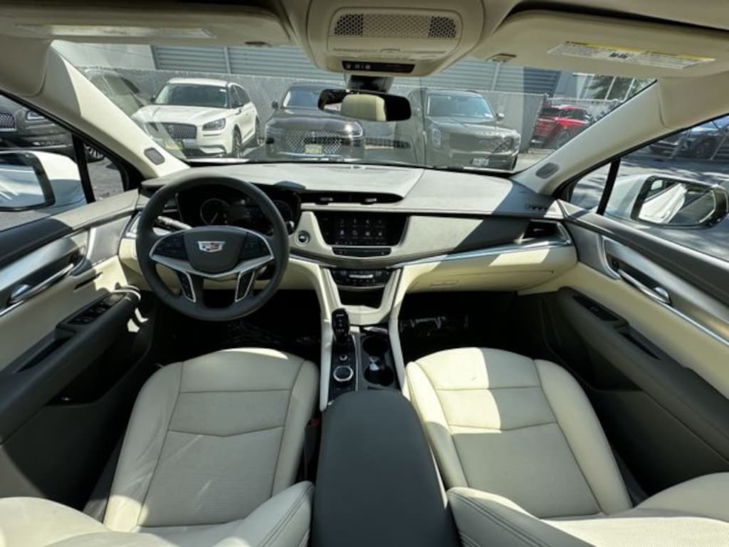 Certified 2023 CADILLAC XT5 Premium Luxury SUV