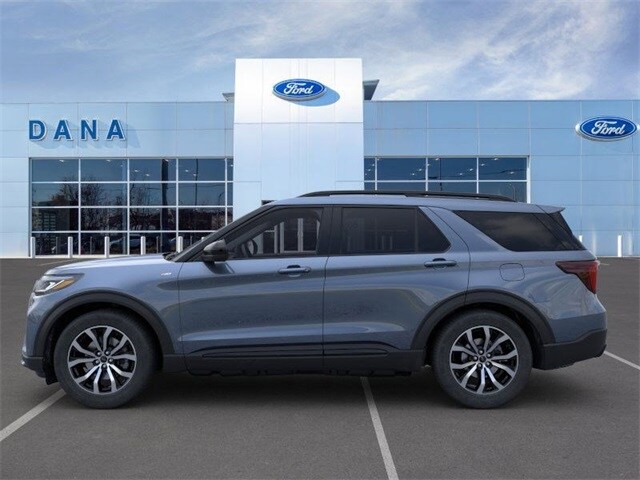 2025 Ford Explorer ST-Line photo 3