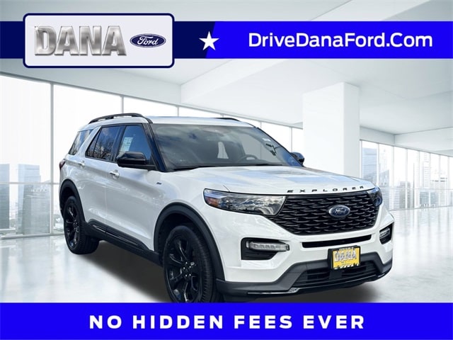 2022 Ford Explorer ST-LINE's photo