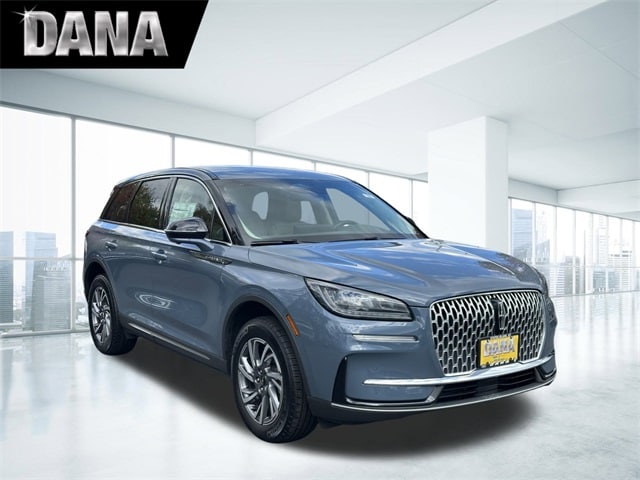 2023 Lincoln Corsair Base