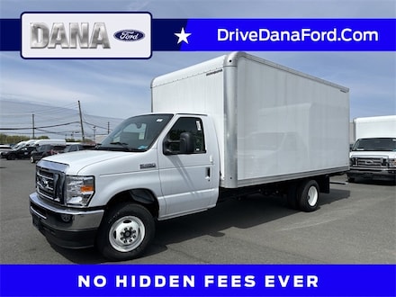 2024 Ford E-450 Cutaway Box Van Aluminum