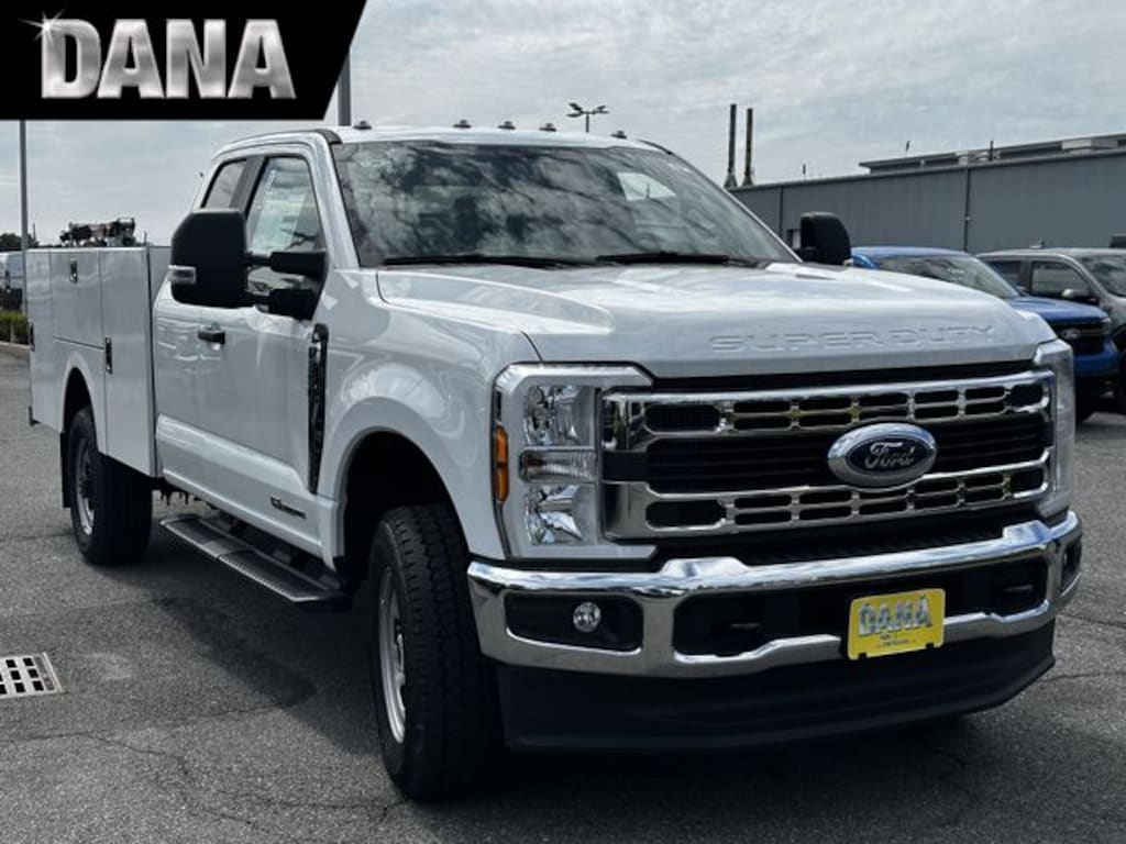 New 2024 Ford F-350 Chassis XL Chassis