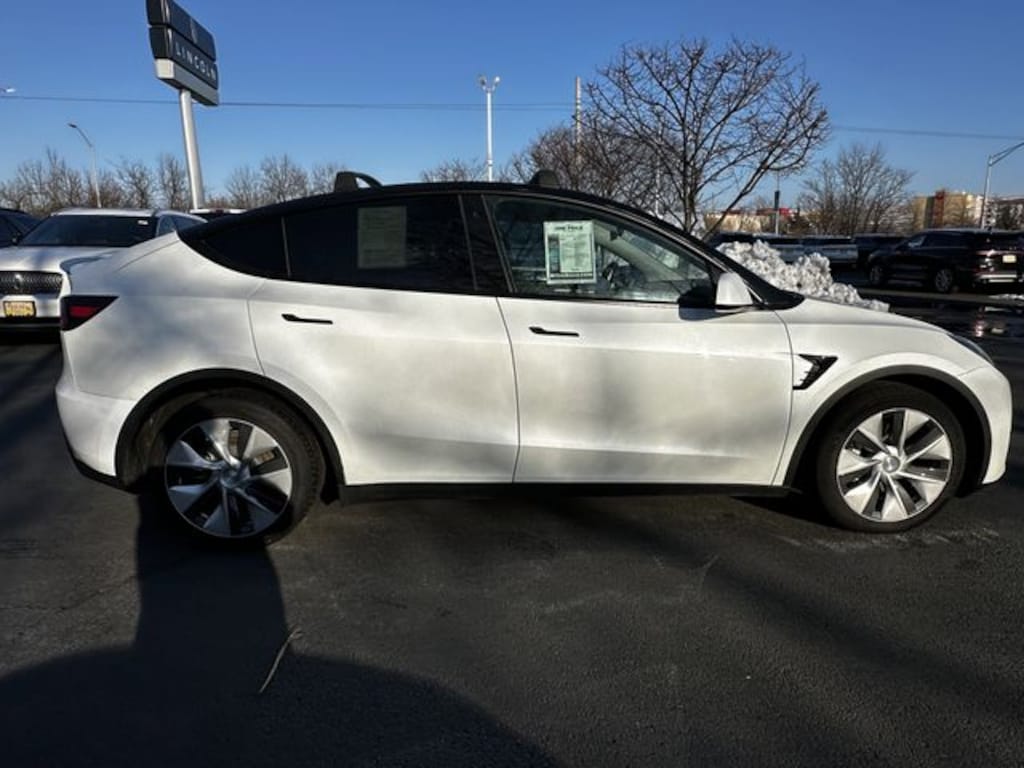 Used 2023 Tesla Model Y Long Range SUV