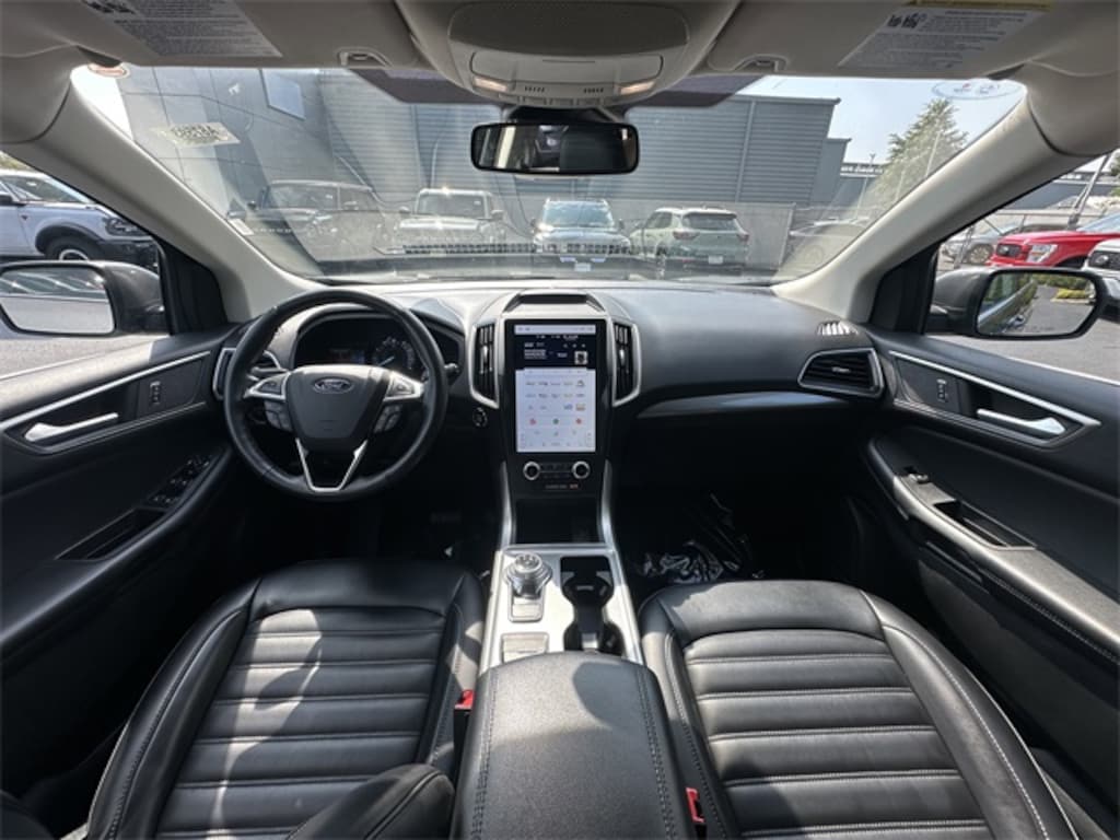 Certified 2024 Ford Edge SUV