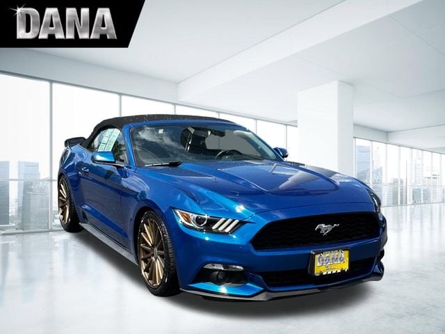 2017 Ford Mustang Convertible 