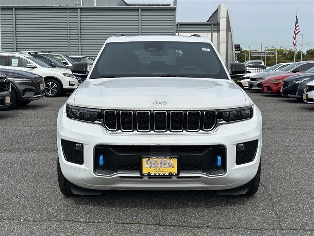 2023 Jeep Cherokee Overland 4xe photo 2