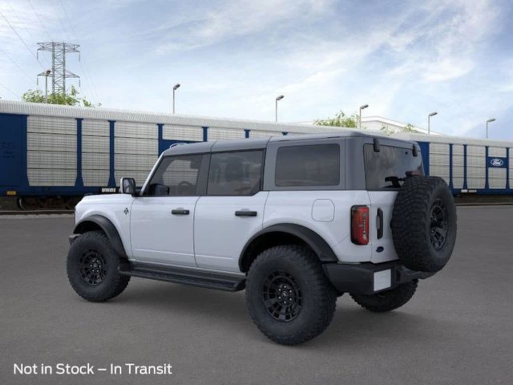 New 2026 Ford Bronco Outer Banks SUV