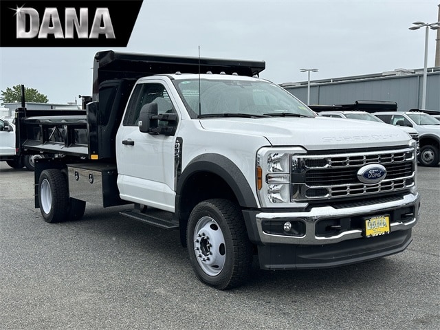 2024 Ford F-550 Super Duty Chassis Cab XL