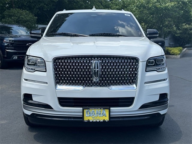 Certified 2023 Lincoln Navigator Reserve L with VIN 5LMJJ3LGXPEL06107 for sale in Staten Island, NY