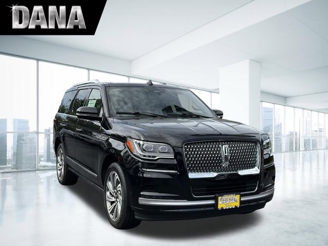 2023 Lincoln Navigator Reserve 4WD's photo