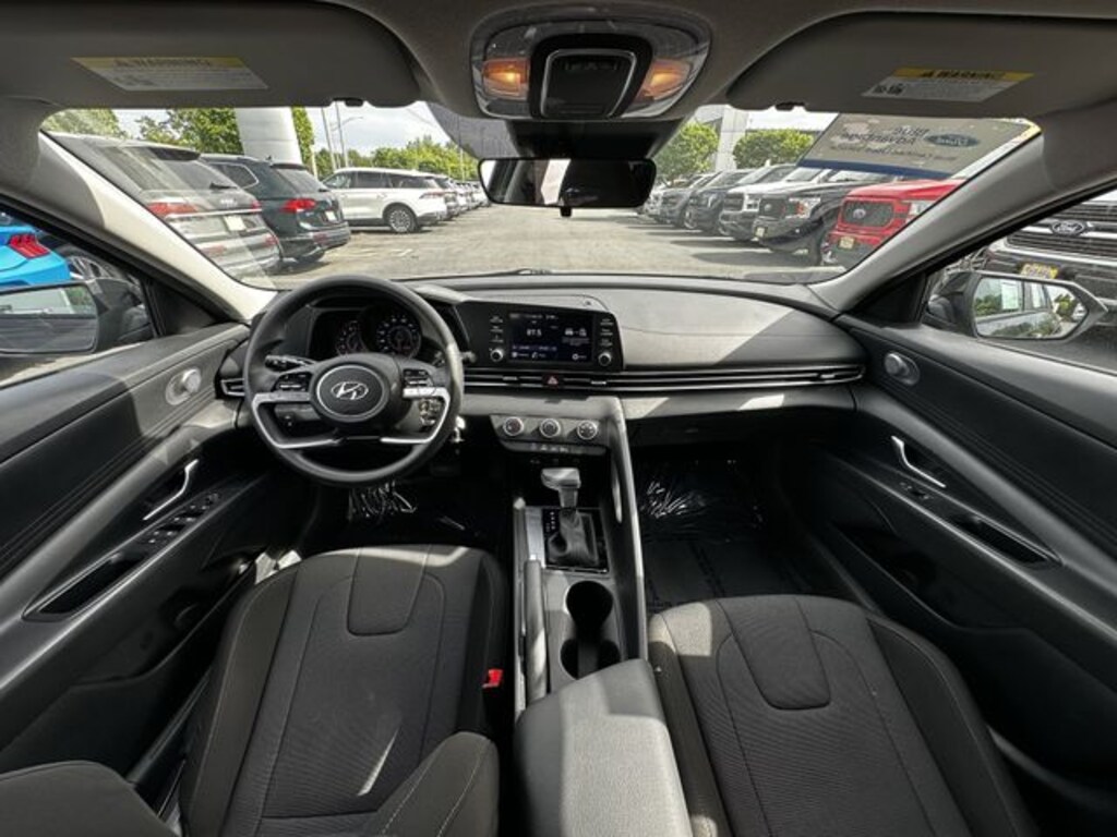 Certified 2023 Hyundai Elantra SE Sedan