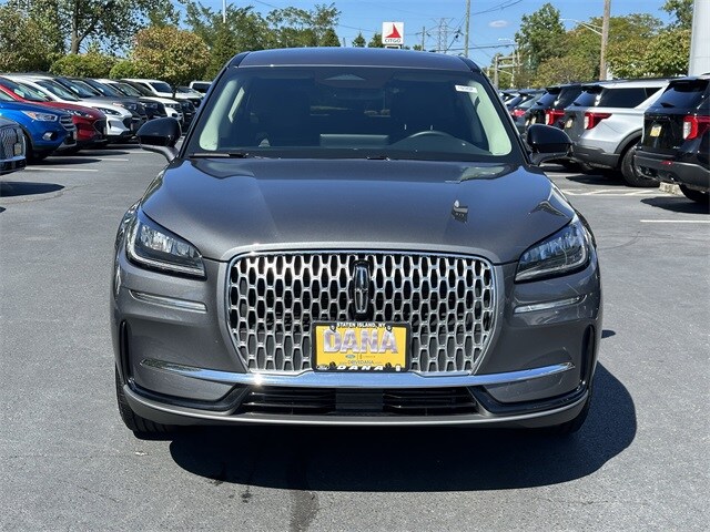 2024 Lincoln Corsair Premiere photo 2
