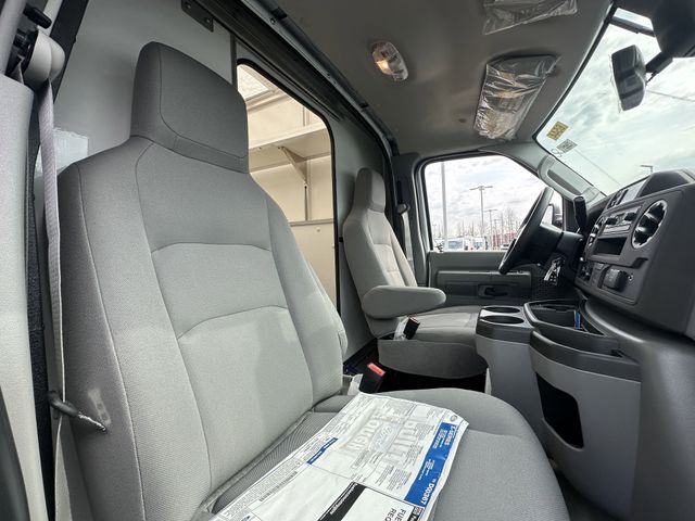 2026 Ford E-Series Cutaway Base - Photo 47