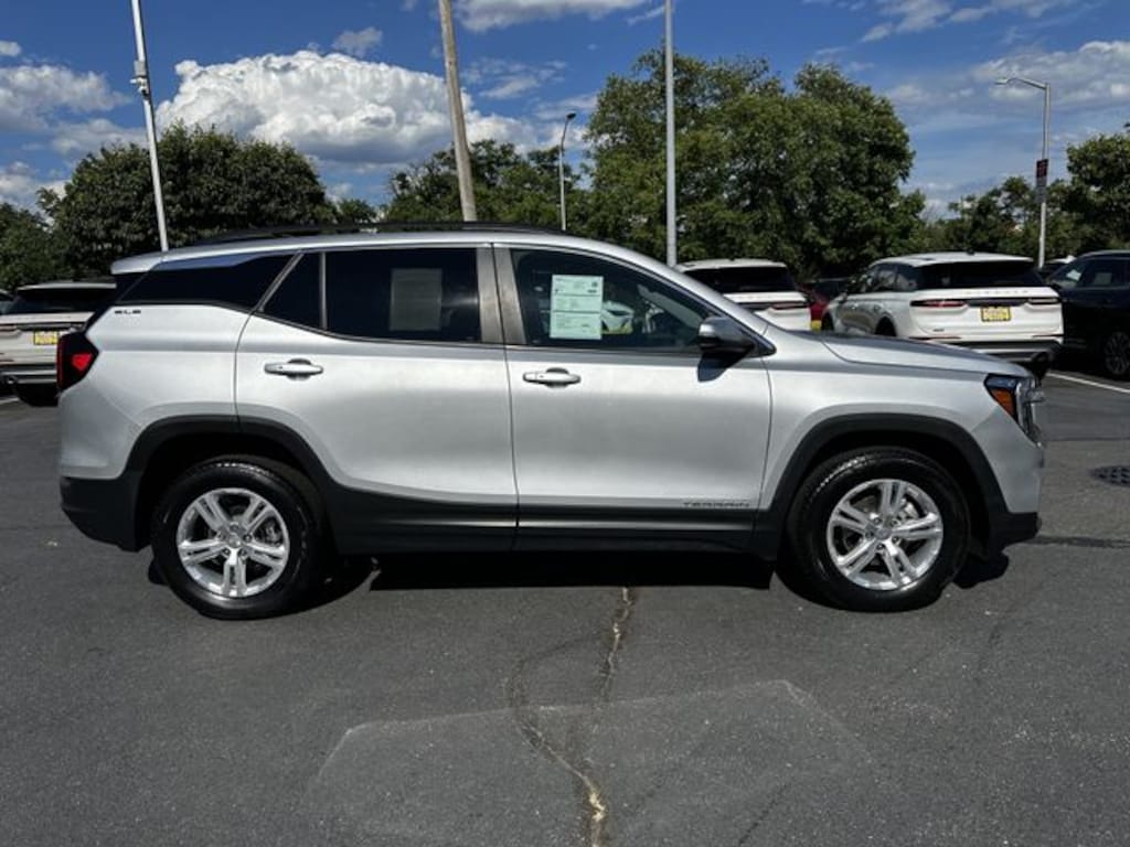Certified 2022 GMC Terrain SLE SUV