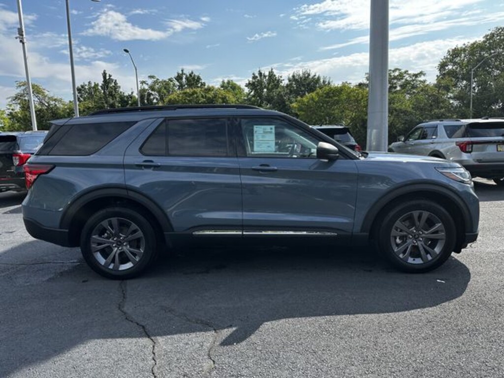Certified 2025 Ford Explorer Active SUV