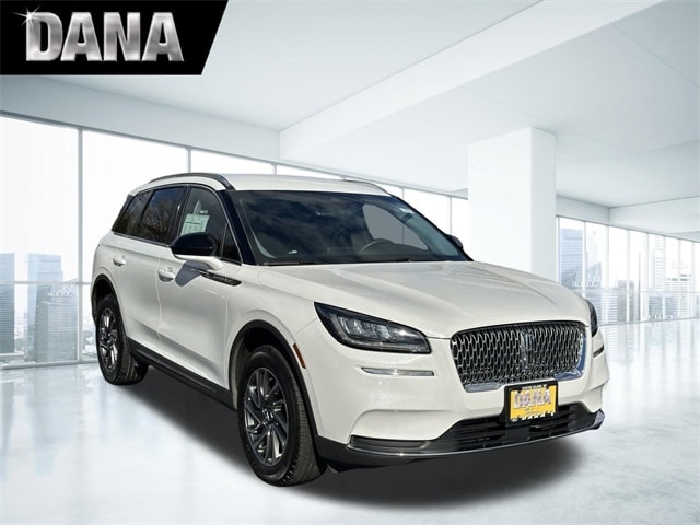 2022 Lincoln Corsair Base's photo