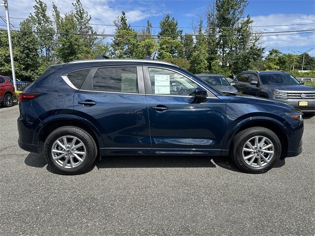 2024 Mazda CX-5 2.5 S Preferred photo 3