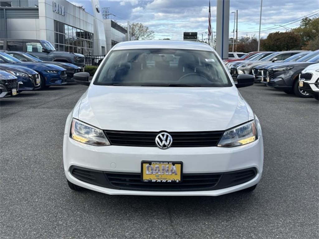 Used 2013 Volkswagen Jetta 2.0L S Sedan
