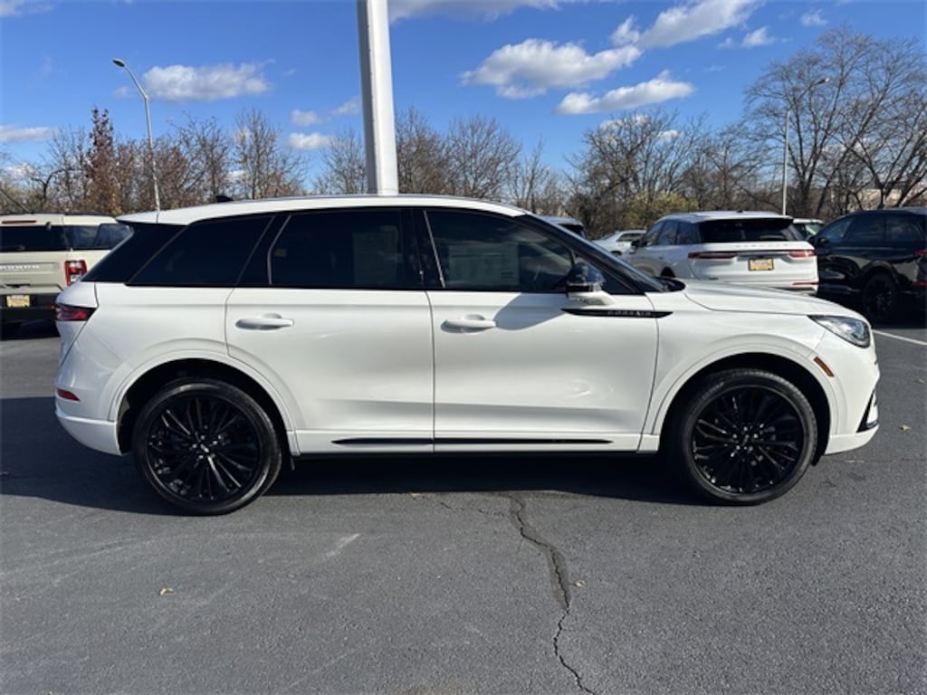 Certified 2025 Lincoln Corsair Premiere SUV