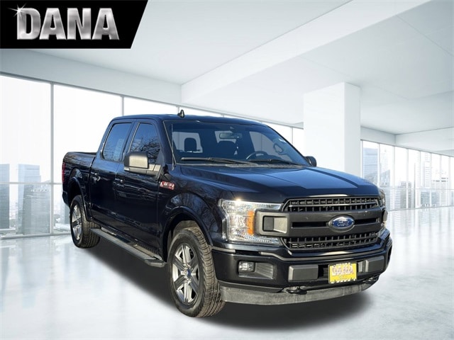 2019 Ford F-150 XLT's photo