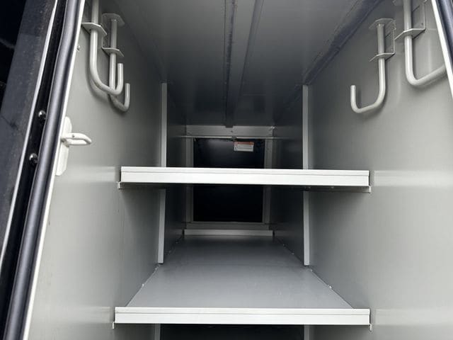 2024 Ford F-600 Super Duty Chassis Cab XL - Photo 34
