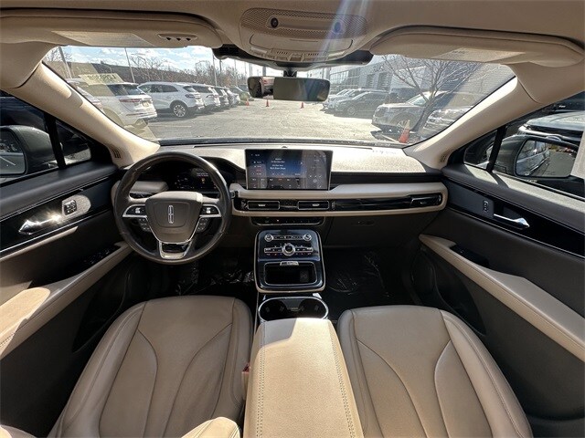 2022 Lincoln Nautilus Reserve photo 3