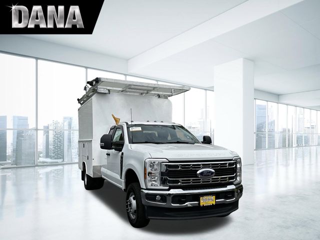 2024 Ford F-350 XL 4x4 SuperCab 168-In DRW's photo