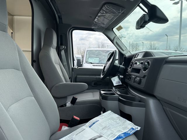 2026 Ford E-Series Cutaway Base - Photo 51