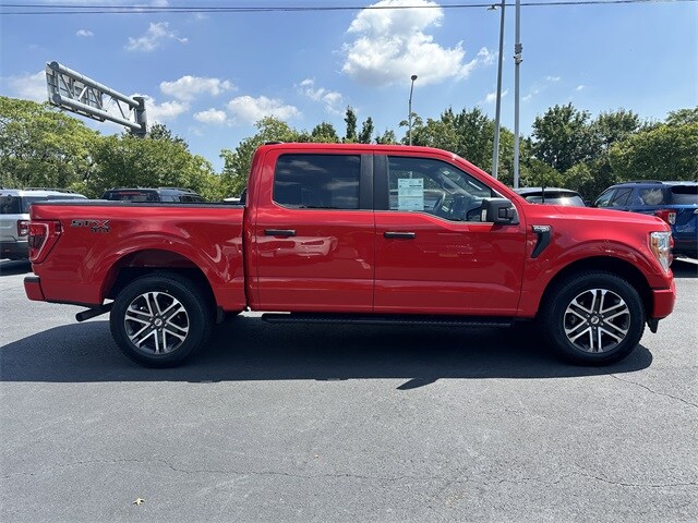 2022 Ford F-150 XL photo 4