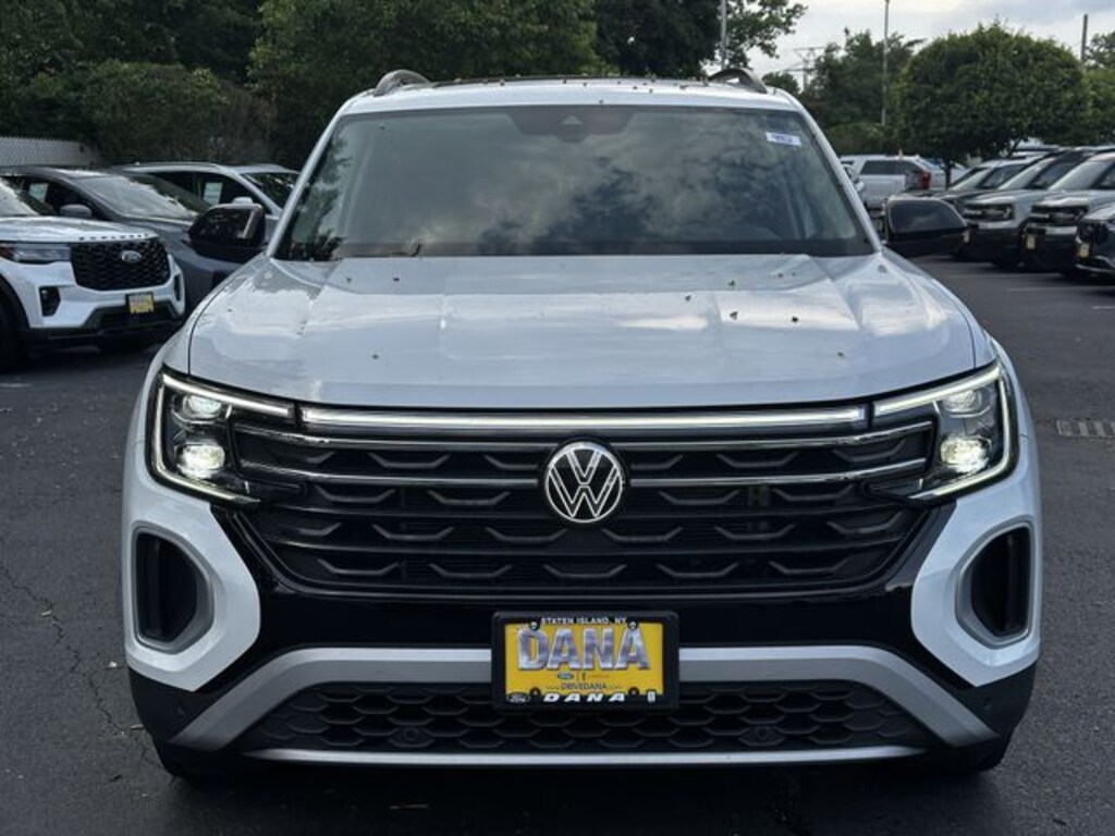 Certified 2024 Volkswagen Atlas 2.0T Peak Edition SE w/Technology SUV