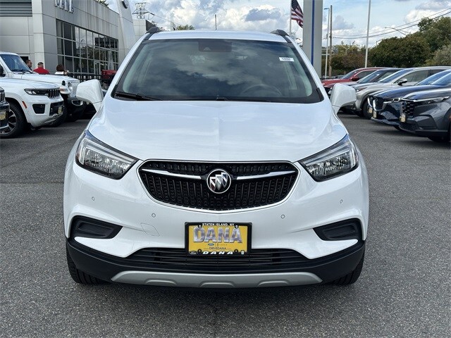 2022 Buick Encore Preferred photo 2