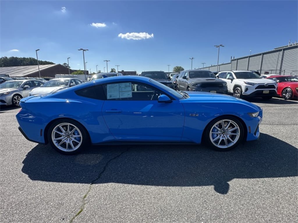 Certified 2024 Ford Mustang  Coupe