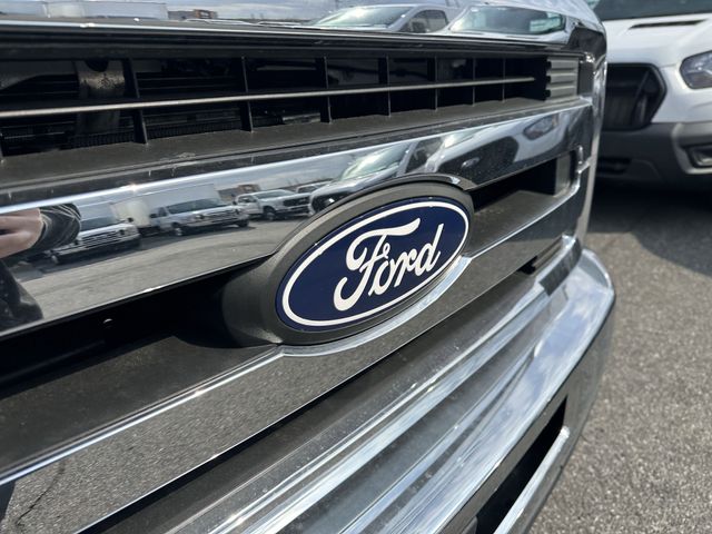 2026 Ford E-Series Cutaway Base - Photo 10