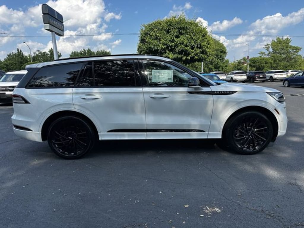 Certified 2024 Lincoln Aviator Reserve SUV