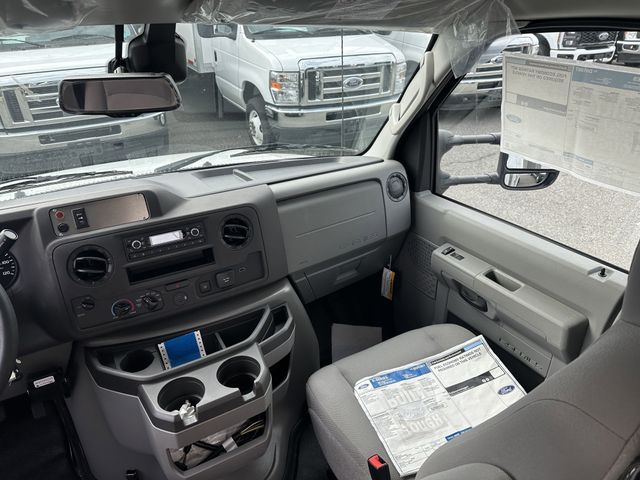 2026 Ford E-Series Cutaway Base - Photo 33
