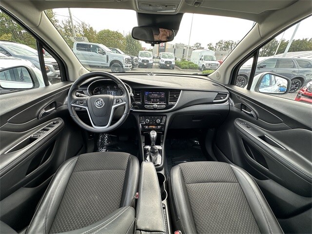 2022 Buick Encore Preferred photo 3