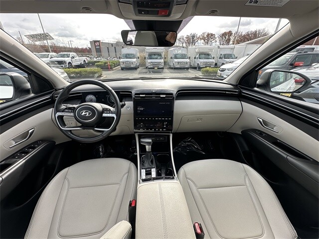 2024 Hyundai Tucson SEL Convenience photo 2