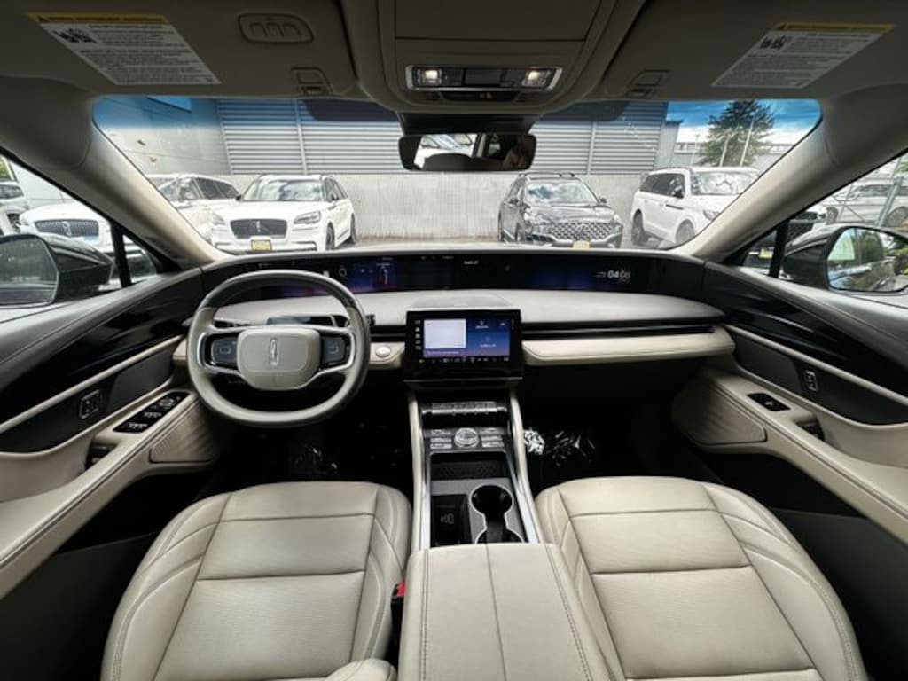 Certified 2024 Lincoln Nautilus Premiere SUV
