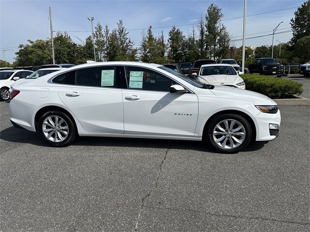 2022 Chevrolet Malibu 1LT photo 4