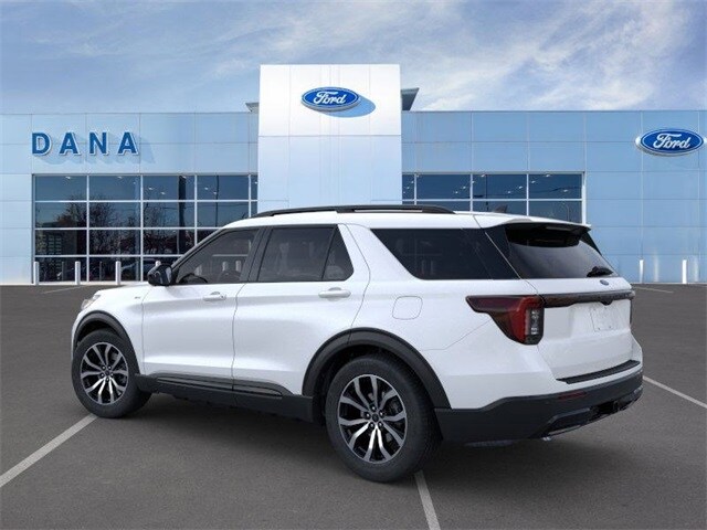 2025 Ford Explorer ST-Line photo 4