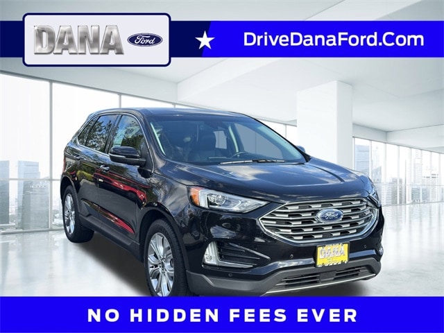 2021 Ford Edge Titanium's photo