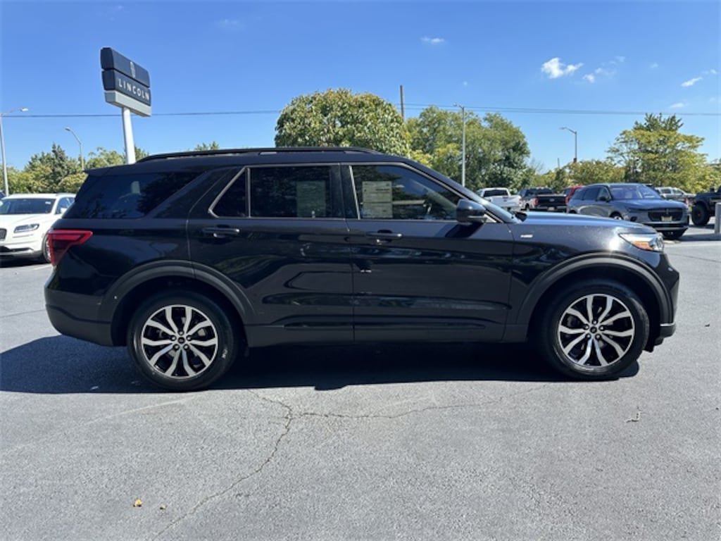 Certified 2022 Ford Explorer ST-Line SUV