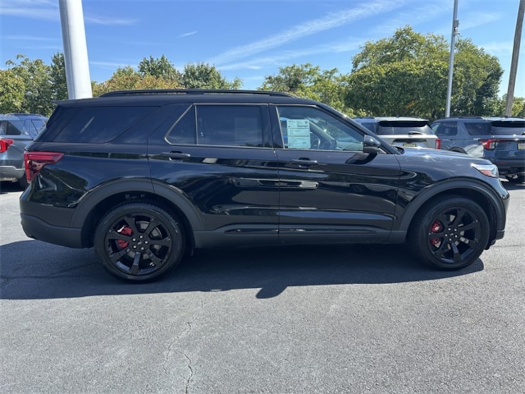 Certified 2022 Ford Explorer ST SUV