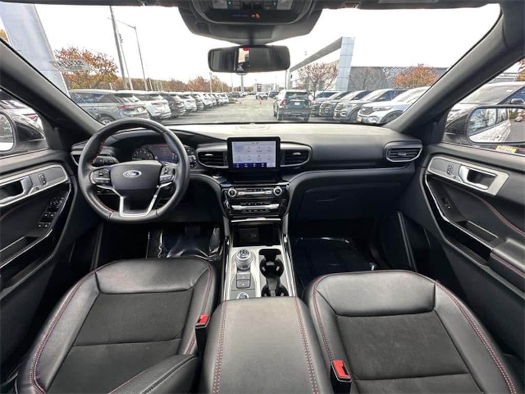 Certified 2022 Ford Explorer ST-Line SUV